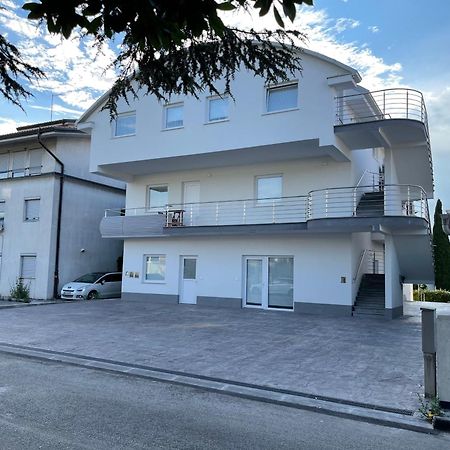 Apartmaji Meduza Izola Exterior photo