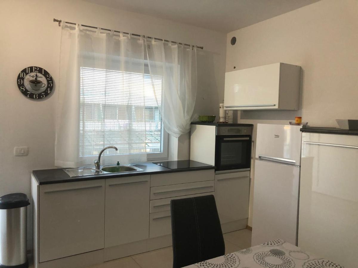 Apartmaji Meduza Izola Exterior photo